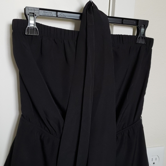 Express Black Sleevless Dress - Picture 2 of 4